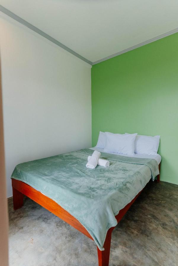 Kawayan Hostel 제너럴 루나 외부 사진