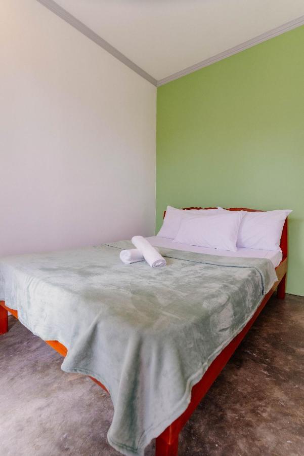 Kawayan Hostel 제너럴 루나 외부 사진